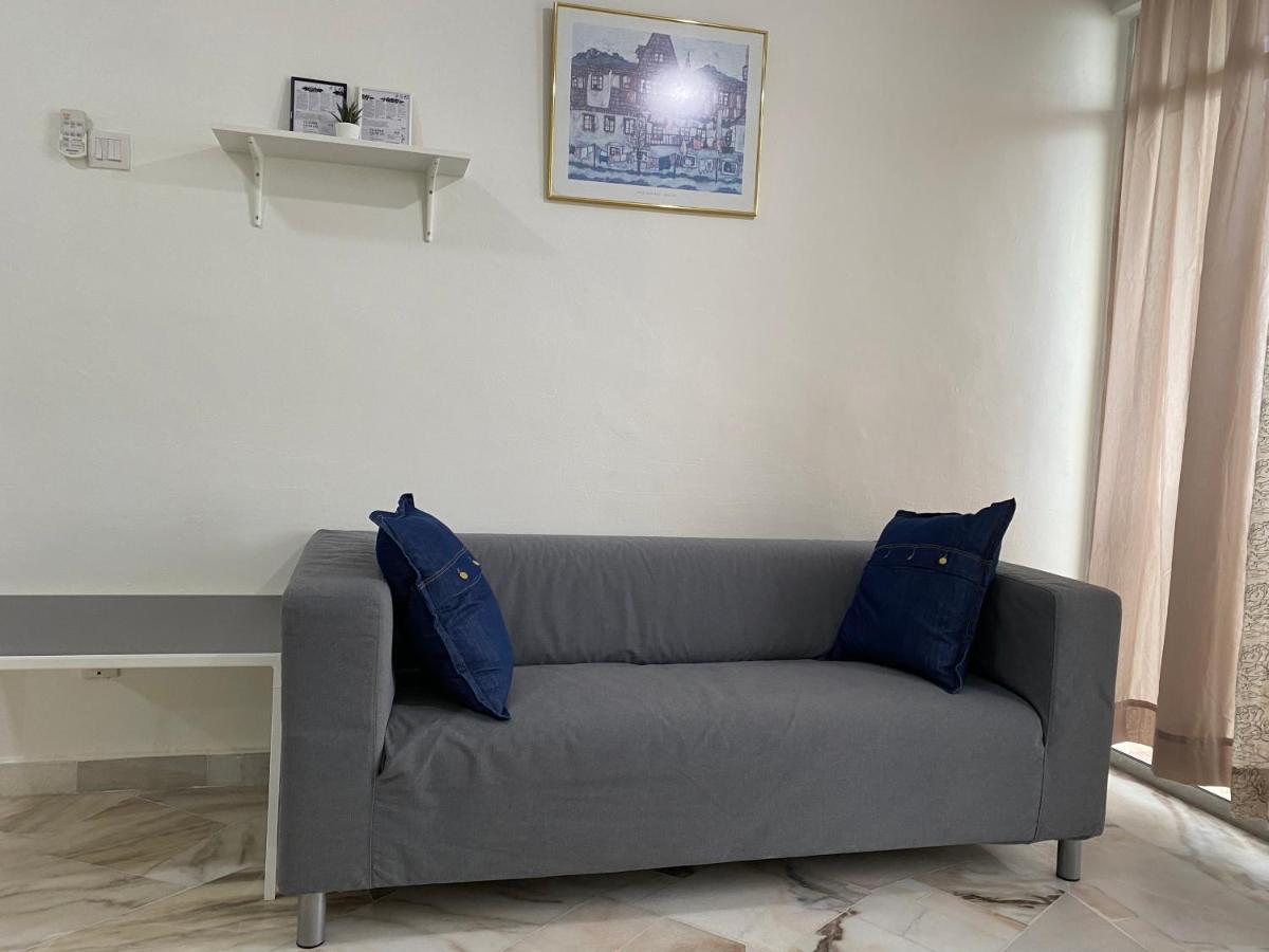 2 Bedroom Seaview Apartment