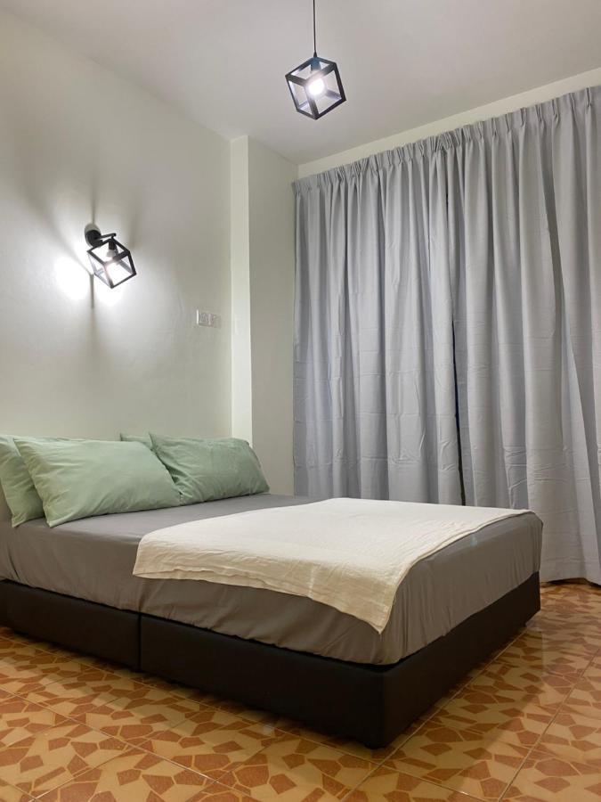 2 Bedroom Seaview *